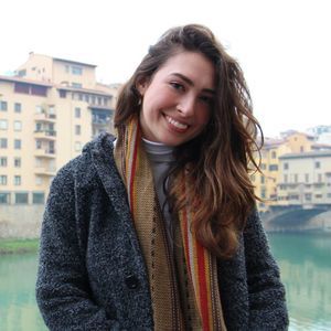 Meet your Posher, Raysa